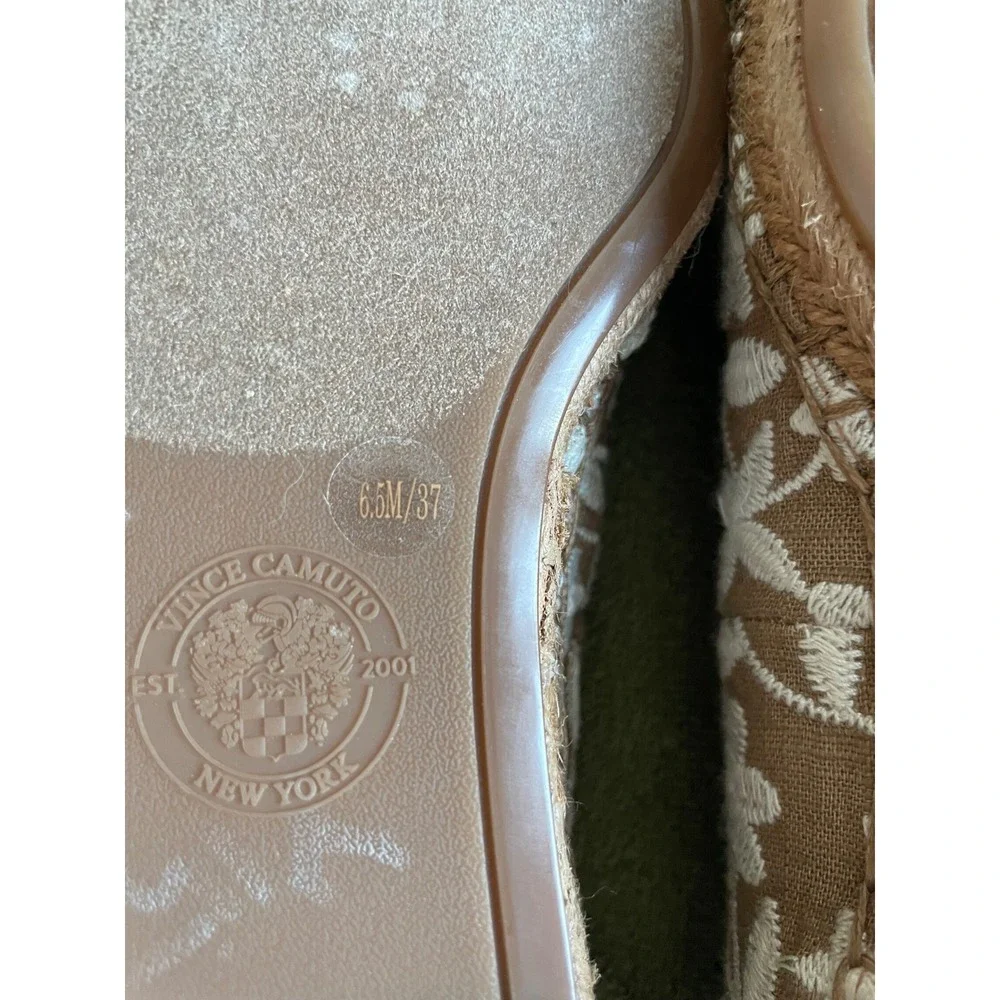 Vince Camuto Women Espadrille Flats‎ Embroidered Floral Square Toe Tan Brown 6.5